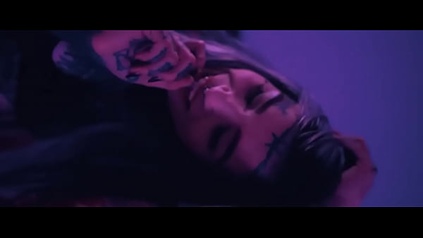 Psicologico fodido de um jovem emo 