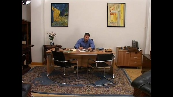 Play MP4 - Horny secretary fucks her boss