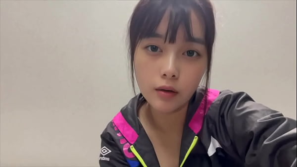 ここが触ってて気持ちぃ オナニーって頭真っ白になるから好き