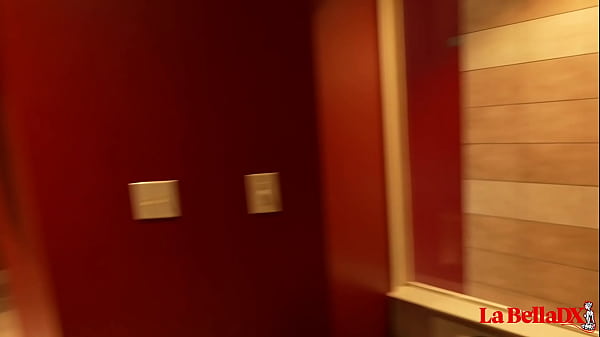 Nonton Light Skin Bbc Meets 2 Latina Freaks! thumbnail