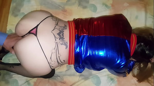 Play MP4 - Ana sabroza pitiza disfrazada me dan rico