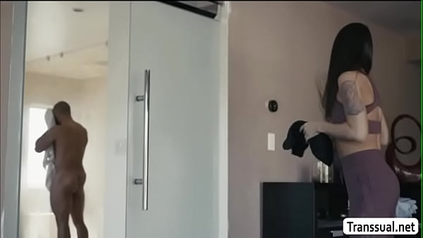 TBabe Khloe Kay does r. anal sex for her cheating husband 