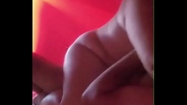 Kim cogiendo con su amigo y grabando para su esposo Cornudo, video completo.
