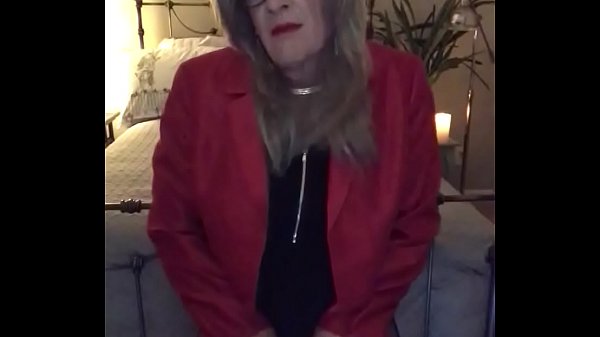 Play MP4 - Dakota&colon; I  Need A Good Fuck