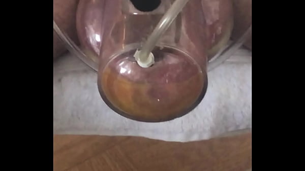 Play MP4 - Filling Out the Bull Master Magnum