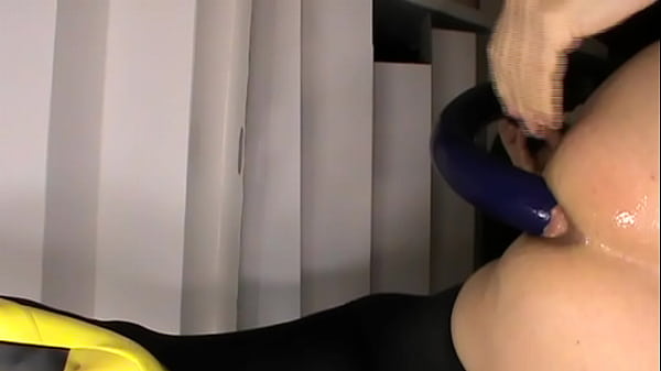 Play MP4 - Dildo anale colorato da 70 Cm H