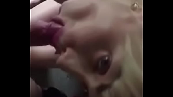 Elle fait &ccedil;a trop bien 