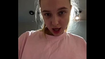 Jucielussie Masturbating In Public Gym thumbnail