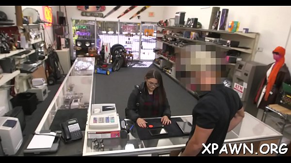 Intensive bimbo dilettante is in thestore getting rammed