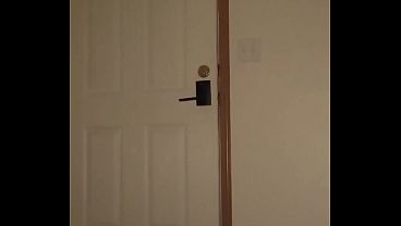 Nonton Wife Has Sex With The Delivery Man thumbnail