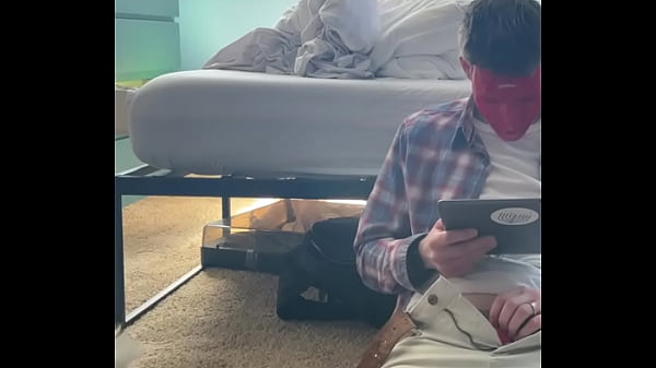 Play MP4 - Jacking off