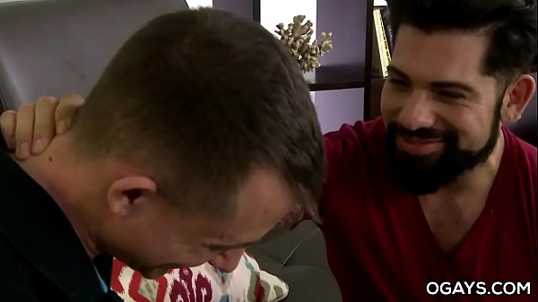 Play MP4 - Alessandro calls his ex-boyfriend