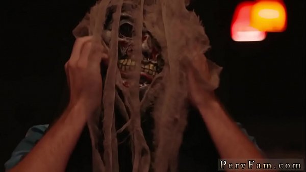 Blowjob parents Spooking YourStepcrony's