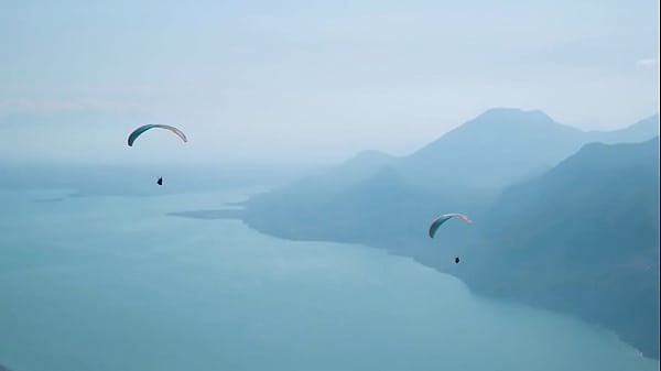 Novinha safada sentando '" ;'" ; 