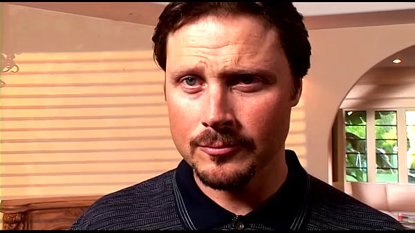 Nonton Hannah Harper And Taryn Thomas Gets Their Asses Rammed With Strap Ons thumbnail