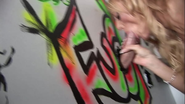 Nina Hartley Dominates Her Lesbian Slice Of Ass Named Charli Piper thumbnail