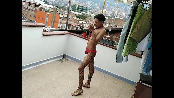 Play MP4 - Me encanta ser toda una puta &lpar;opinen&rpar;