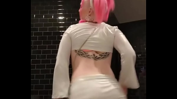 Had the best time at the AVN Expo!  #transgirl #bimbo #bimboner #tattooed #altgirl #pink ... 