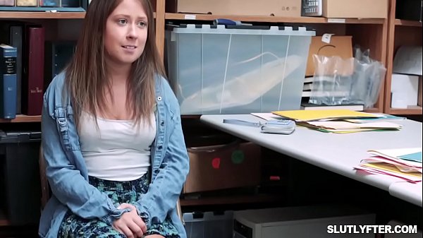 Play MP4 - Shoplyfter Gracie May Green blowjob the LP Officers cock