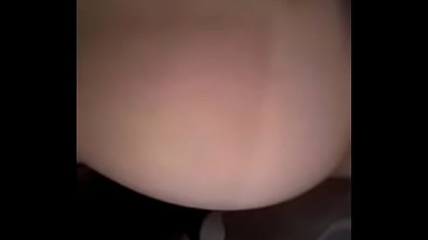 she shows me_the asshole