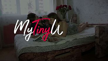 Nonton Hunk Nicely Analyzes His Petite Gf thumbnail