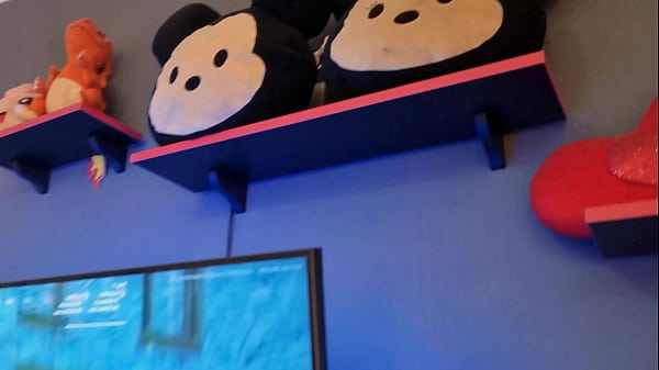 Nonton Treinador Do Lol Ve E-girl Perdendo No Jogo E Como Castigo Arromba A Bucetinha Dela Sem D&oacute; Completo No Sheer/red thumbnail