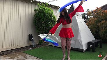 Nonton She Lives In A Glamp And Wanted To Get Inseminated thumbnail