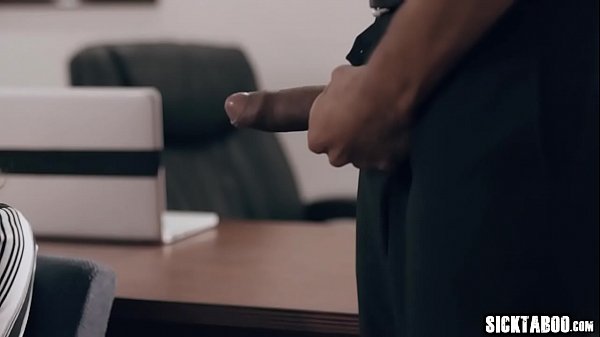 Play MP4 - Perverted psychiatrist fucked afraid big tits MILF