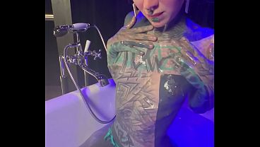 Bathtub Tease Strip & Latex Photoshoot Time Lapse 