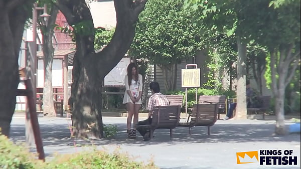 Naughty Japanese Girl Picks Up A Guy And Blows Him Deep In The Car thumbnail