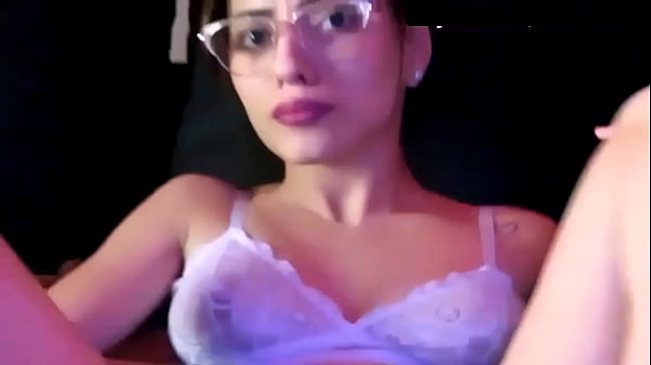 Me rompo el culo metiendome un vibrador