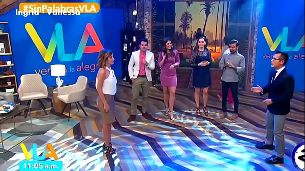 Ingrid Coronado y Vanessa Claudio Nalgonas En Minifalda y Minivestido VLA 17 