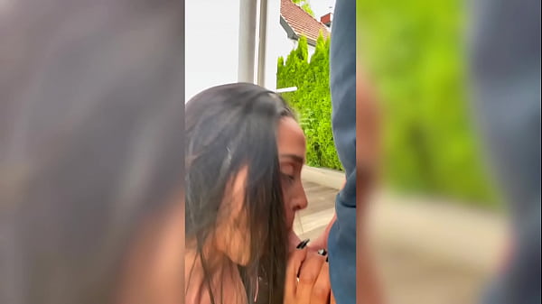 Die Terrasse L&auml;dt Zu Mehr Ein Als Nur Zu Sitzen thumbnail