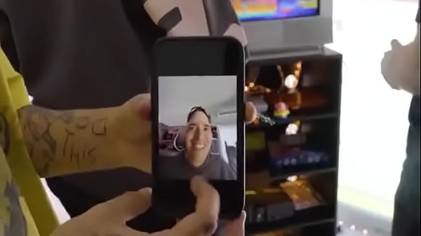 Yanpol armando la PCde Maaucon amigos