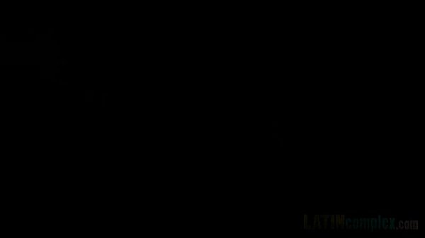 Nonton Jiggle Ass Latina In Hot Threesome thumbnail