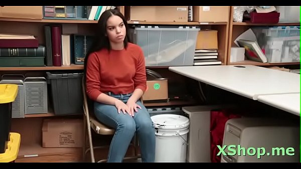 Sensual Tory Bellamy enjoys putz_licking