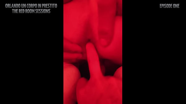 Play MP4 - ORLANDO FLORES UN CORPO IN PRESTITO - THE RED ROOM SESSIONS - EPISODE 1