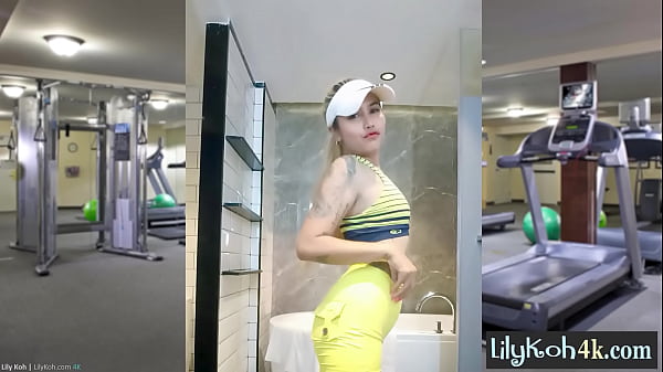 Petite Asian_teen Lily Koh solo pussy_fucking_just for her kinky viewers