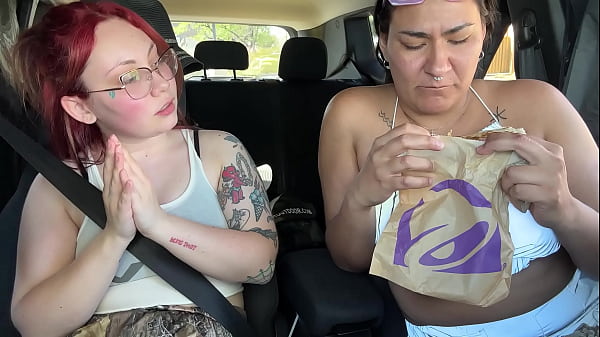 Mukbang tacobell eating 