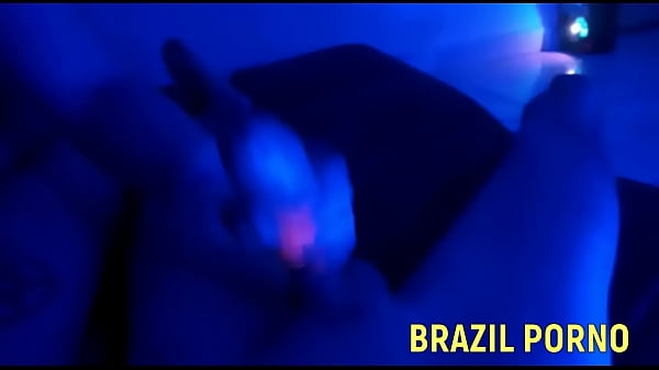 Batendo Punheta thumbnail