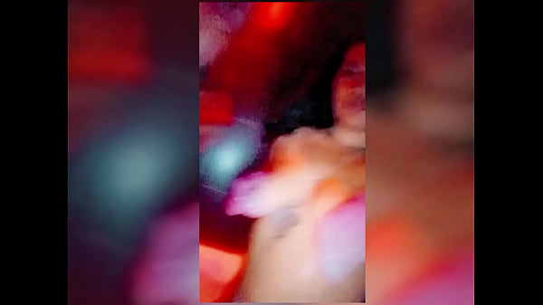 Que rica verga no puedo resistir tenerla en mi boca 