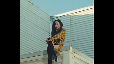 LOONA(YVES) - NEW (VERTICAL MV)
