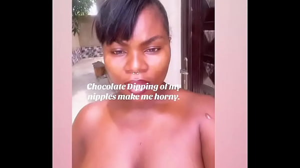 Nonton Chocolate Dipping Of My Nipples Make Me Horny. #tittytuesday thumbnail