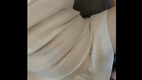 Mam&atilde;e provando roupa transparente para ir na praia sem biquini oque voc&ecirc;s acham 