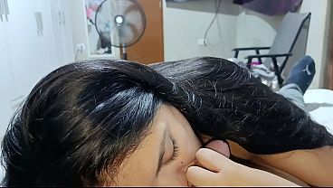 Rica Alumna Usa Bien Su Lengua thumbnail