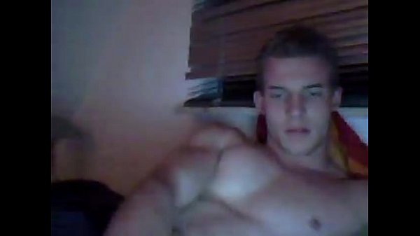 Play MP4 - Americano lindinho gozando