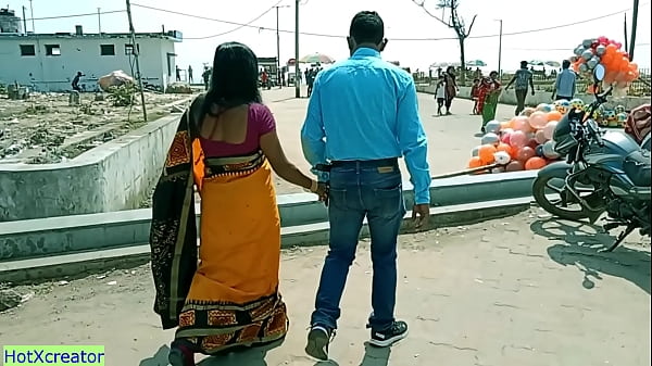 Desi sexy girl dating and fucking with office boss