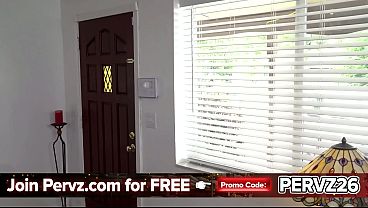 Nonton Babysitter Caught Snooping Around Her Boss Private Life And Now She Has To Pay A Price - Teamskeet thumbnail