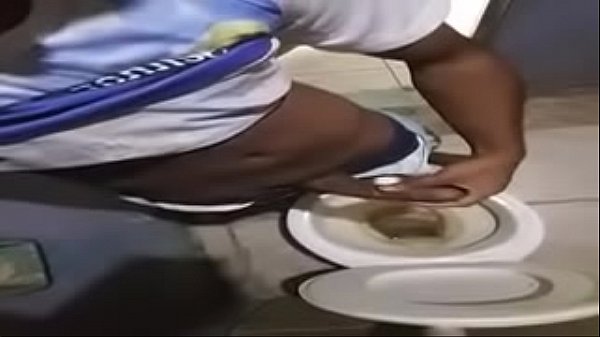 Punheta depois do almo&ccedil;o que del&iacute;cia 