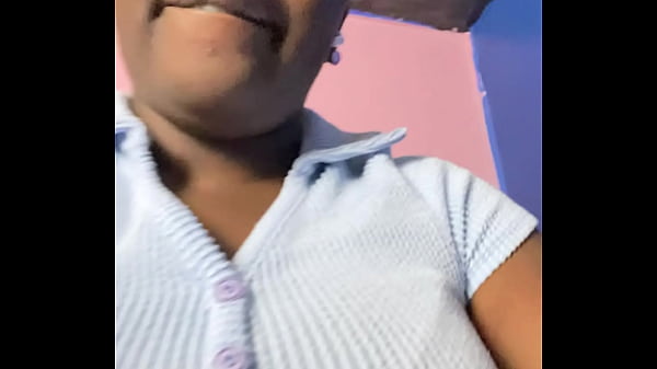 watch me queef making my creamy pretty pussy fart 